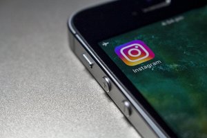 How to post horizontal videos on Instagram
