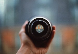 How to reverse a video clip online
