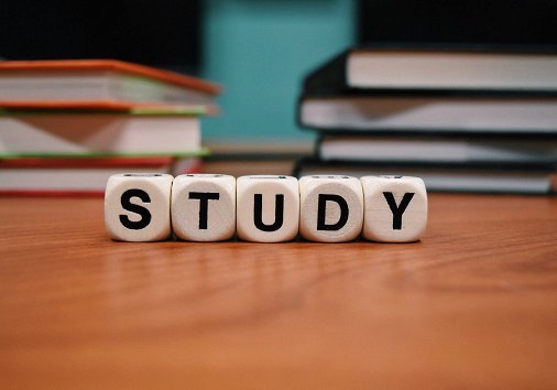 5 Popular online course hosting platforms