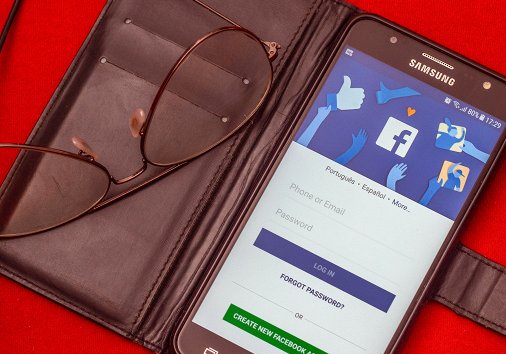 What is the maximum video size for Facebook