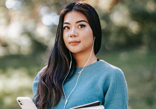 How to Turn Video into Podcast Online