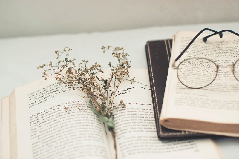 Best Bookstagram accounts