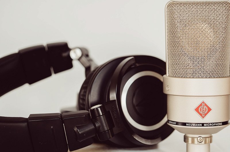 Create text-to-speech voice overs