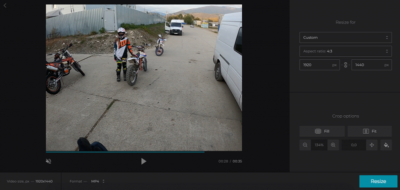 Crop video to delete black bars