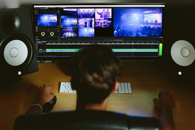 Cutaway shot in video editing