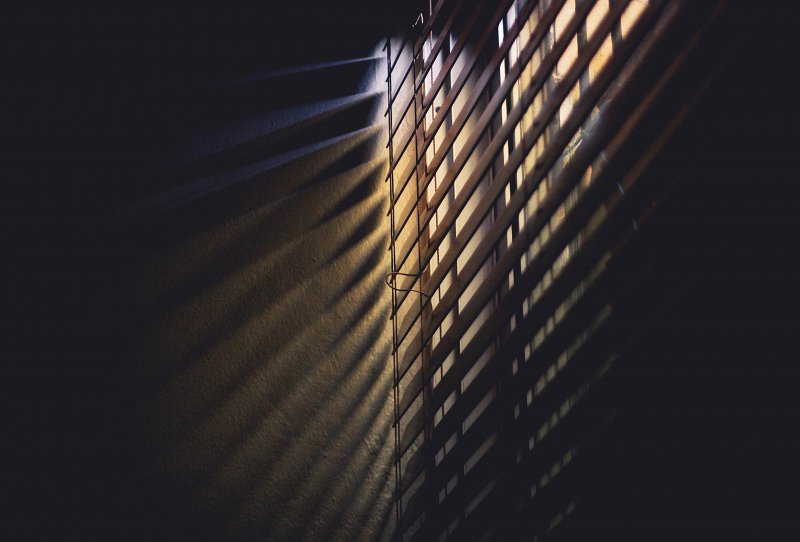 Dark shadow example without HDR