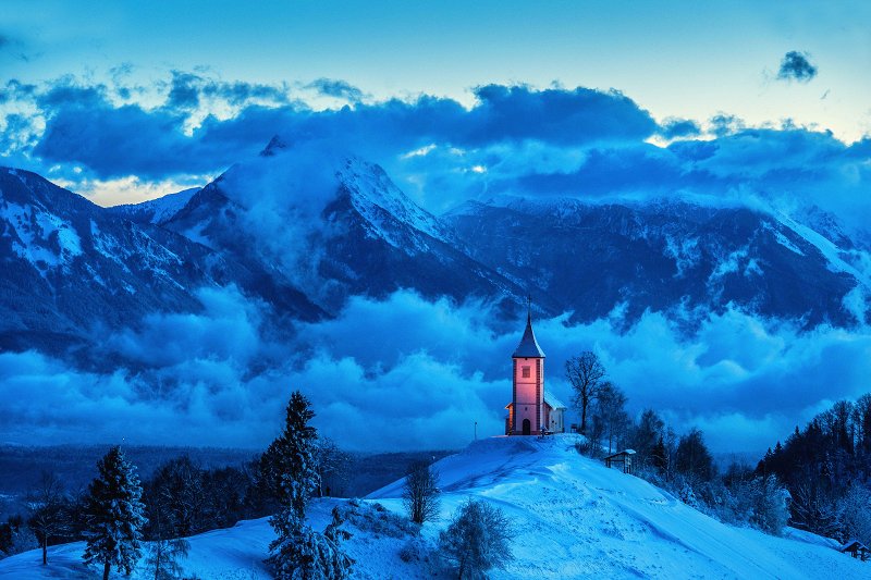 Take photos in RAW in Blue Hour
