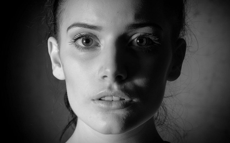 Side lighting example