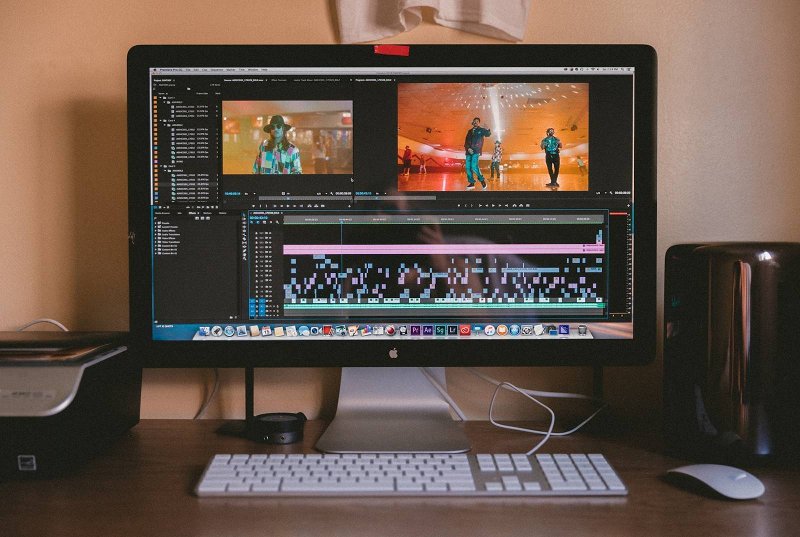 Video montage software