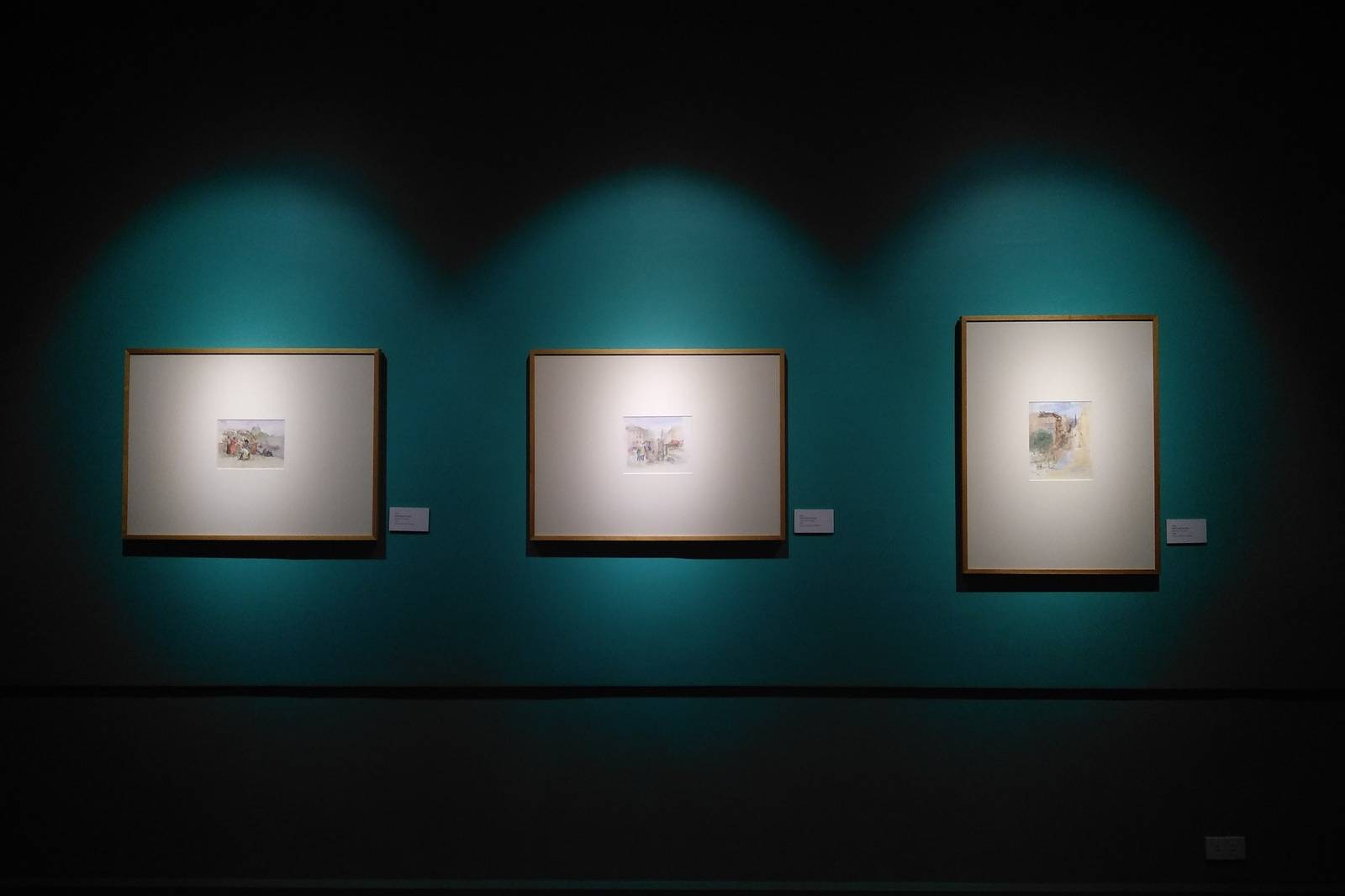 Museum photo example