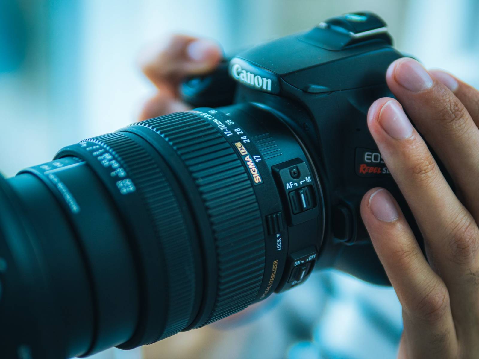 Using camera for dolly zoom