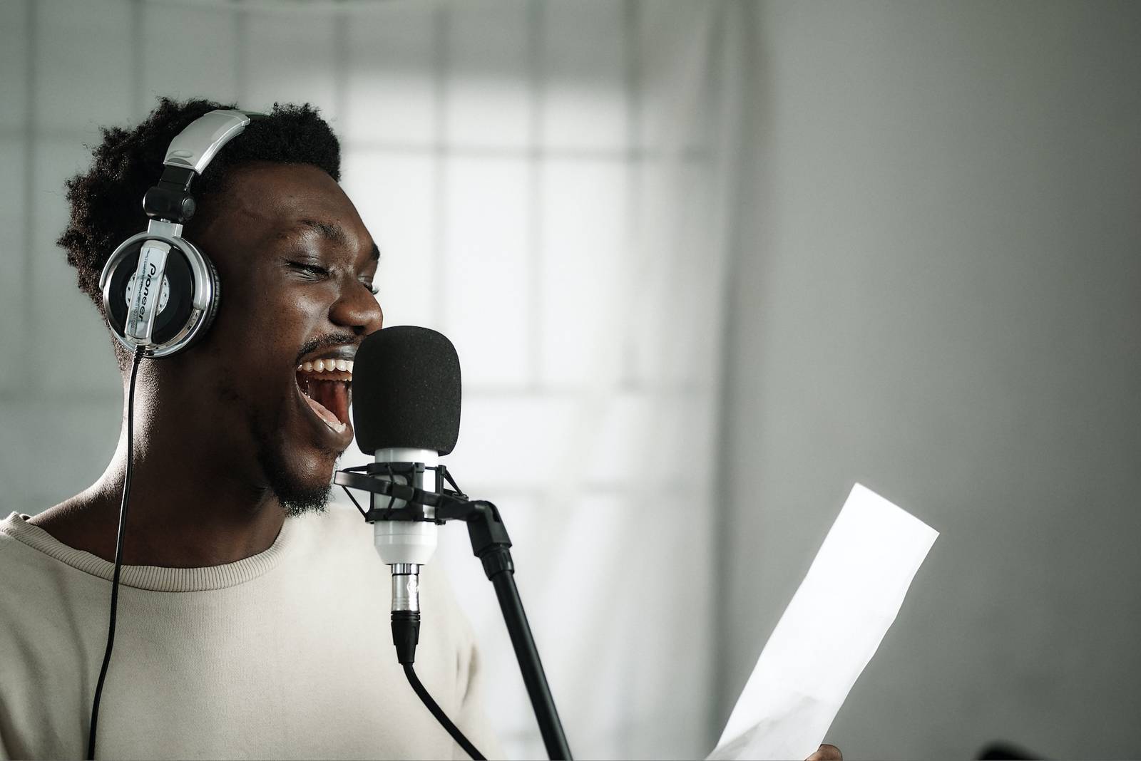 Voice over artist